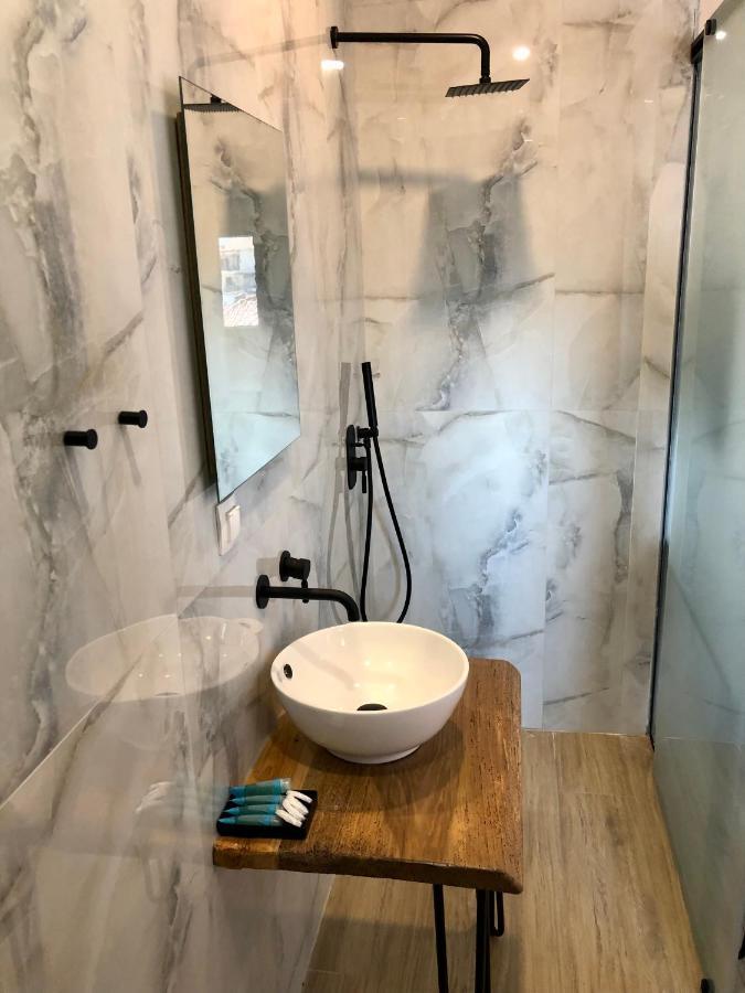 Athonite All Seasons Luxury Suites Ierissós Buitenkant foto