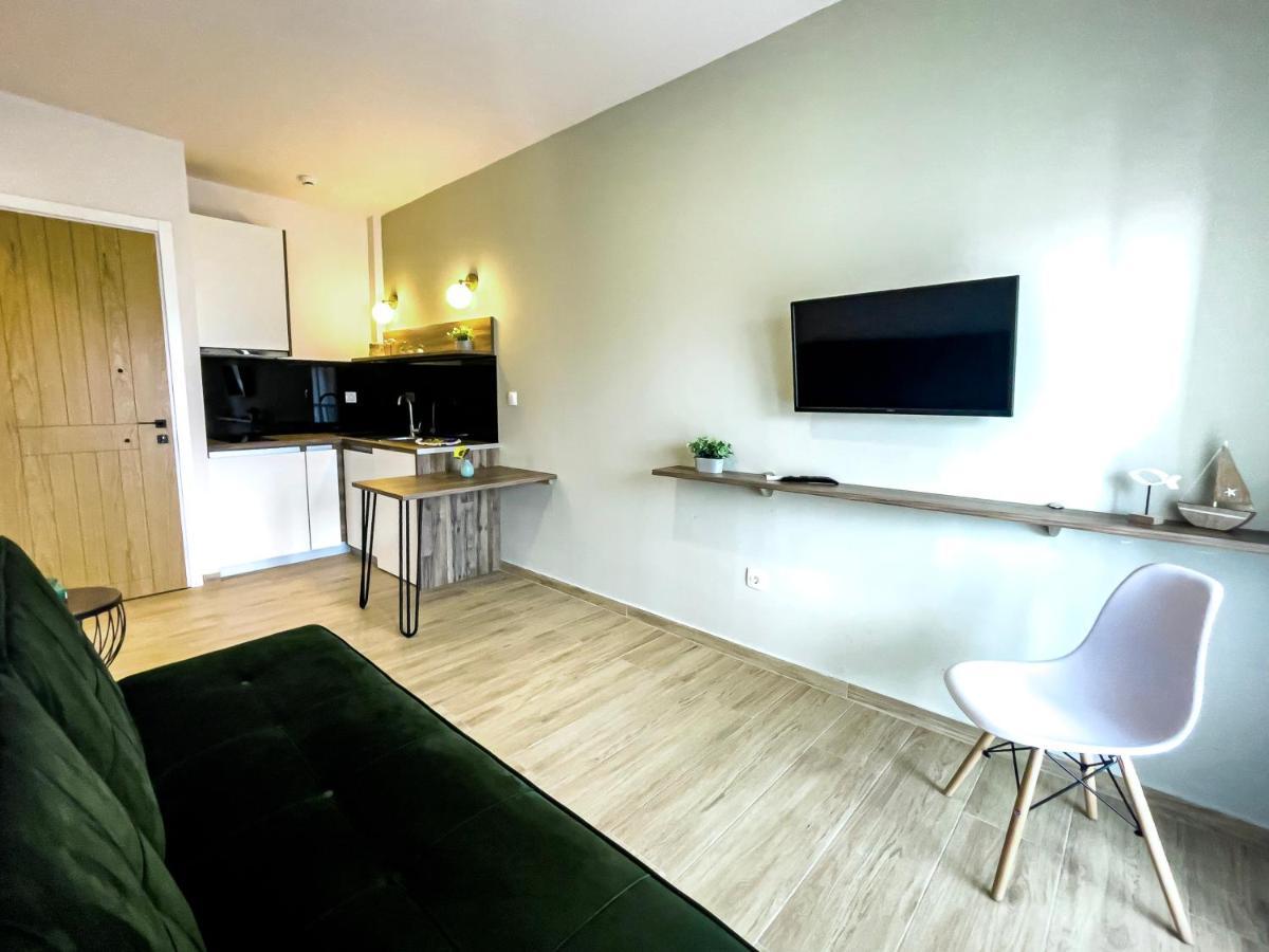 Athonite All Seasons Luxury Suites Ierissós Buitenkant foto
