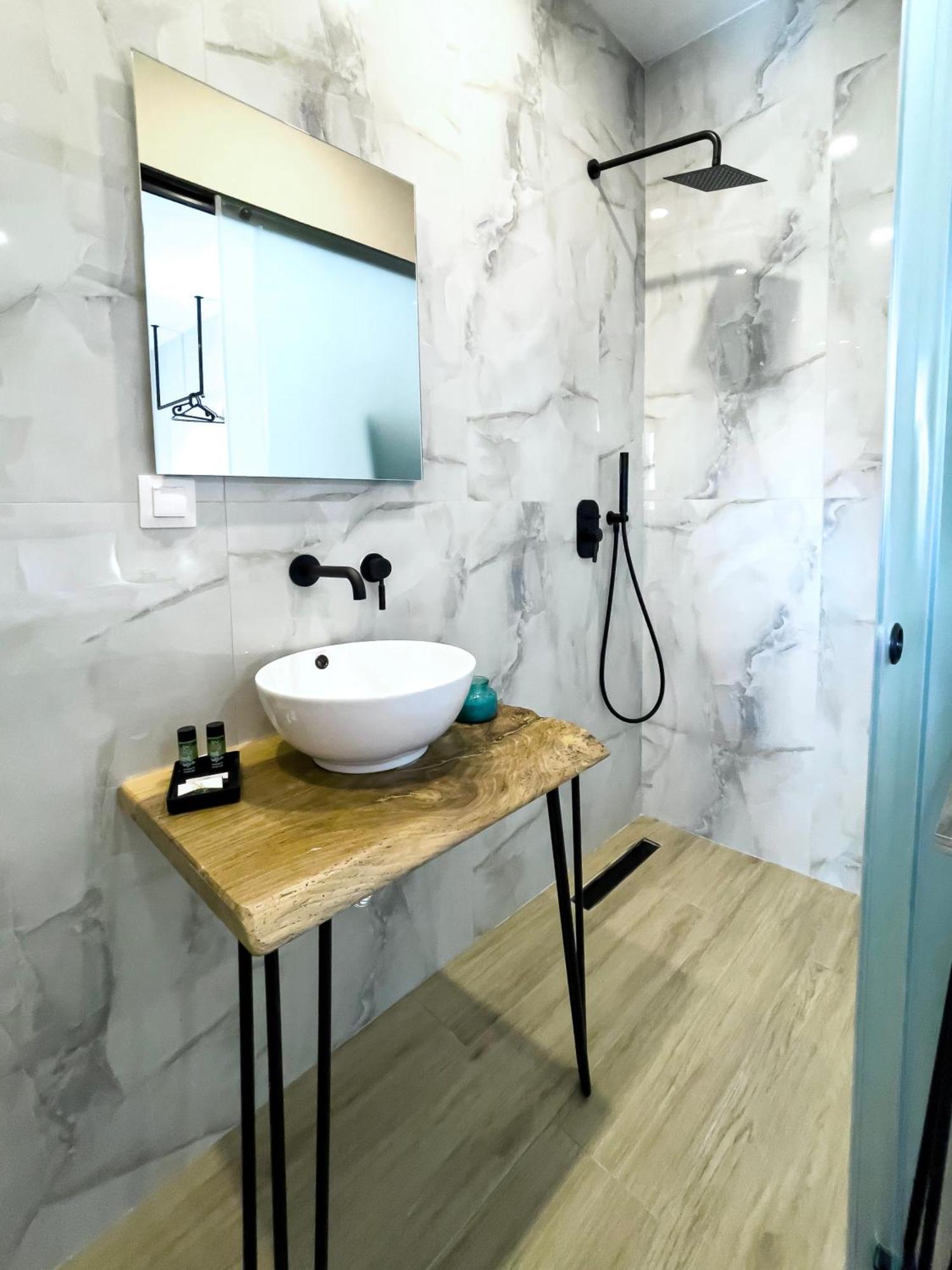 Athonite All Seasons Luxury Suites Ierissós Buitenkant foto